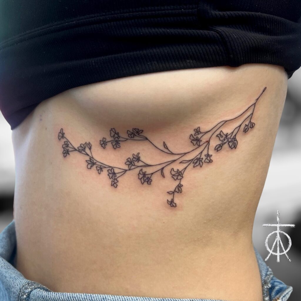 Fine Line Tattoo done by Claudia Fedorovici at The Best Tattoo Studio In Amsterdam, Tempest Tattoo Studio